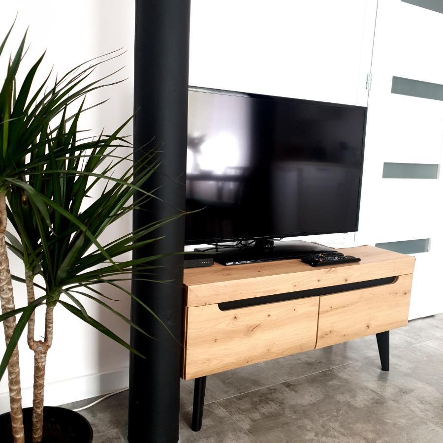 Apartament Z Historia Jelenia Gora Dış mekan fotoğraf
